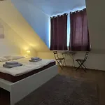 City Apartman *