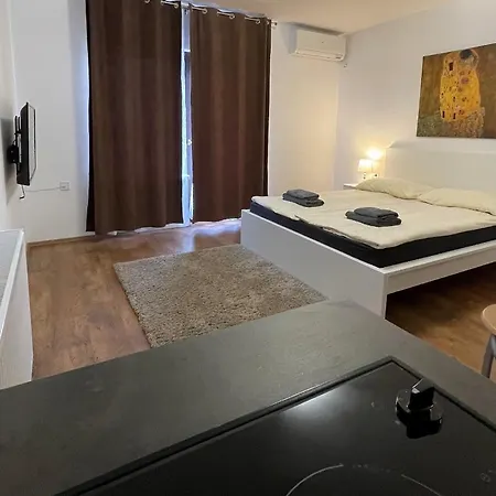 Apartman CITY Apartmanház Balatonföldvár