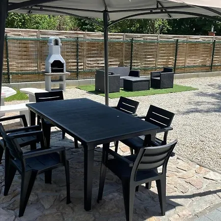 CITY Apartmanház Balatonföldvár Apartman