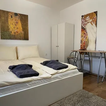 City Apartman Appartement *