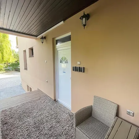 CITY Apartmanház Balatonföldvár Apartman