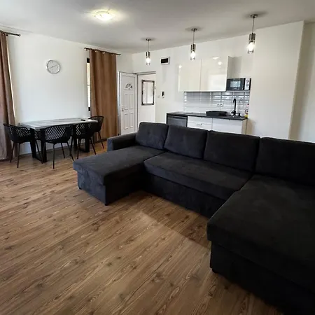 CITY Apartmanház Balatonföldvár Apartman