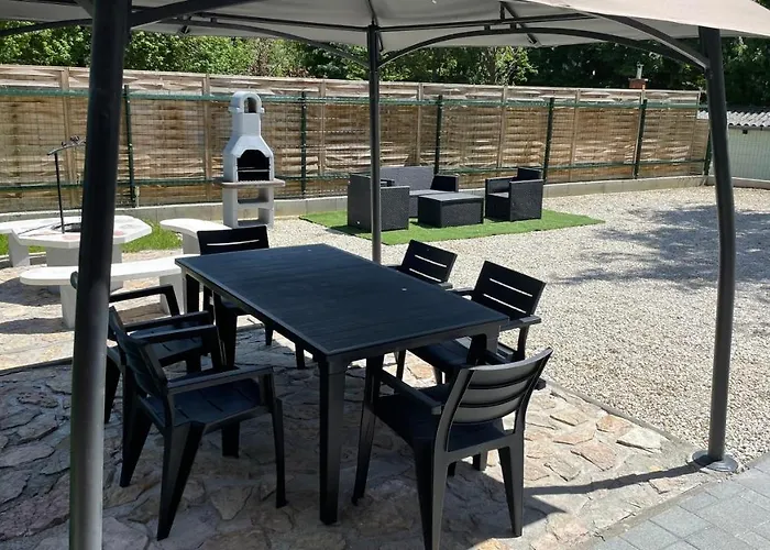 City Apartman דירה